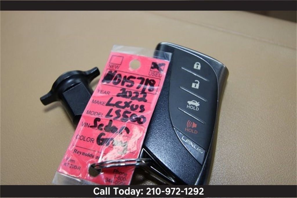 Used 2022 Lexus LS 500 RWD image 35