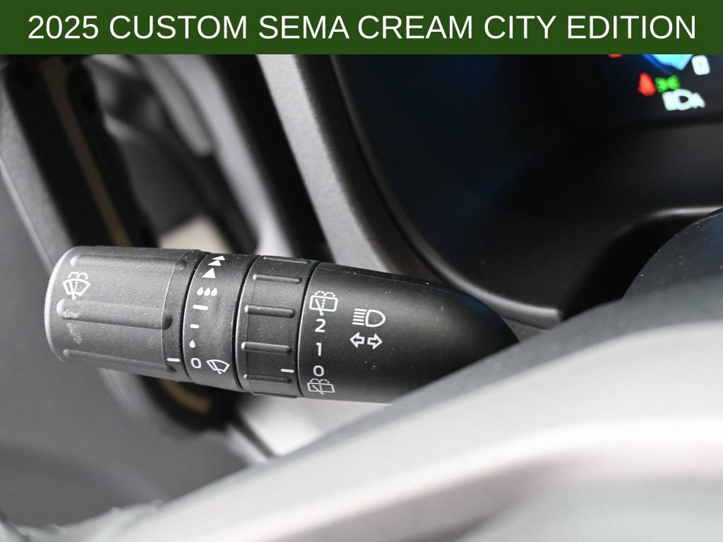 New 2025 Ford Bronco Badlands image 17