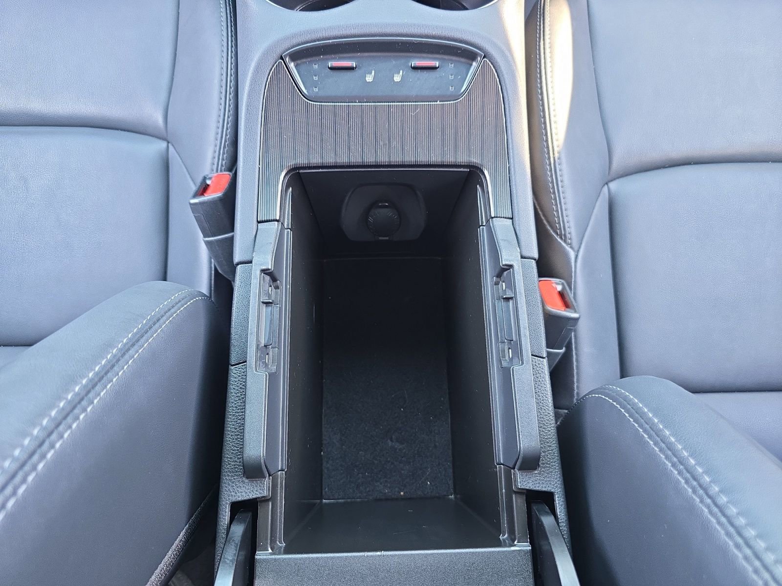 Certified 2024 Toyota Venza XLE image 18