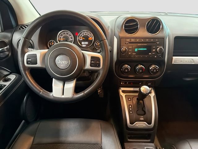Used 2016 Jeep Compass Latitude image 21