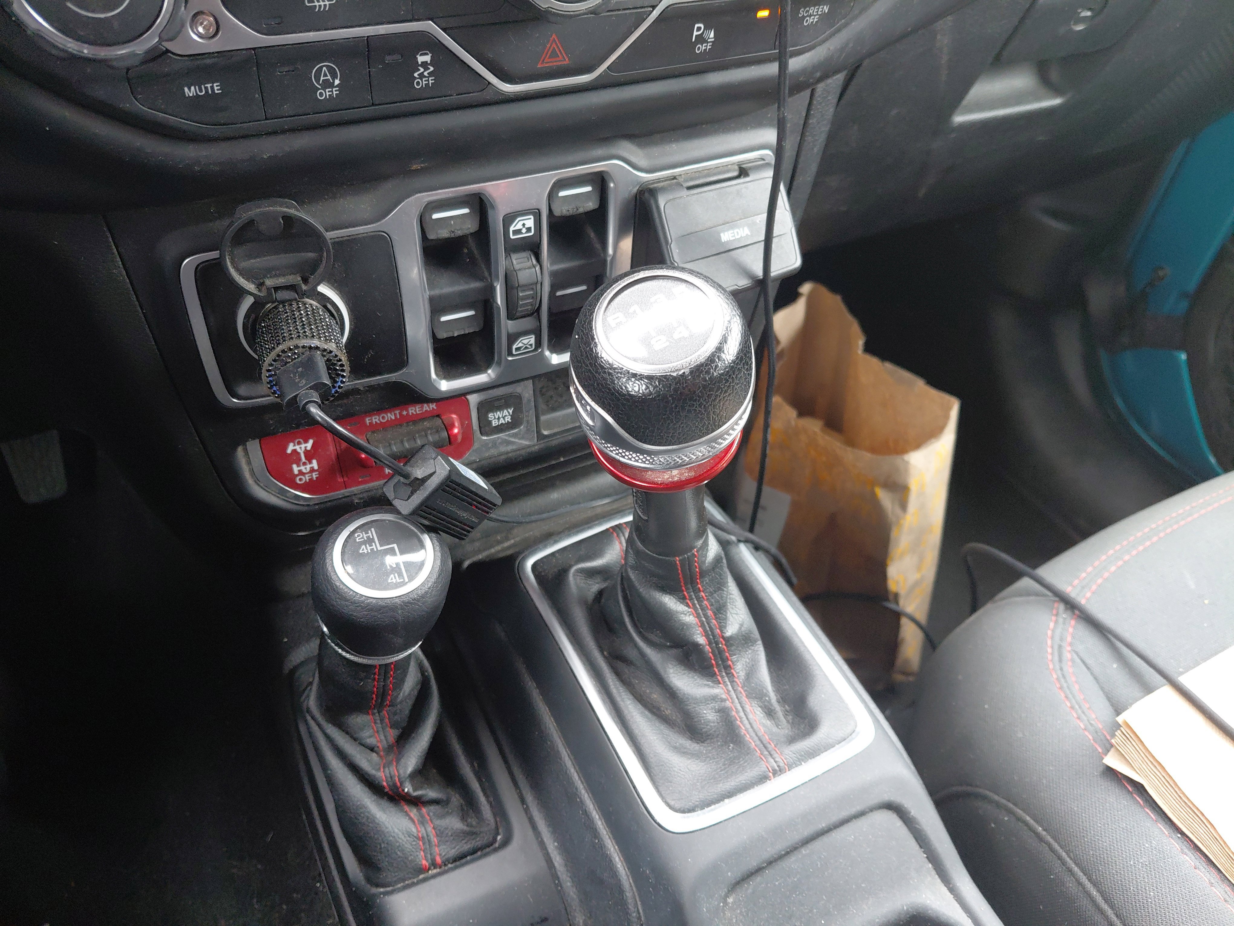 Used 2019 Jeep Wrangler Unlimited Rubicon AWD/4WD image 12