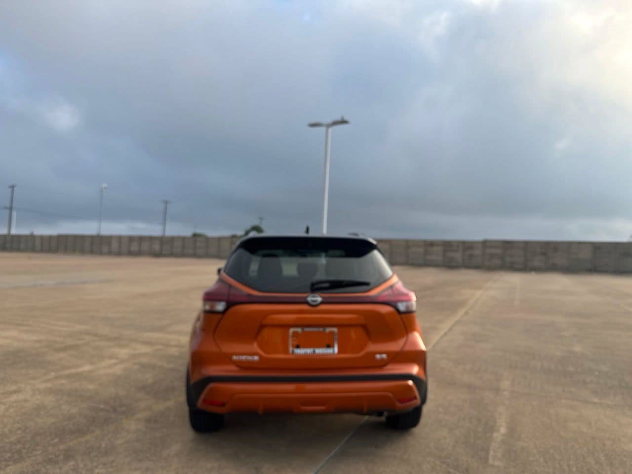 Used 2023 Nissan Kicks SR w/ SR Premium Package FWD image 17