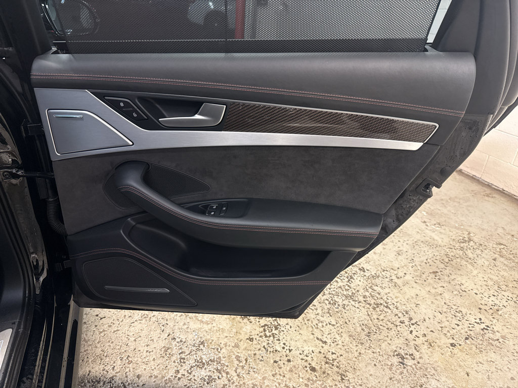 Used 2017 Audi S8 Plus AWD/4WD image 26