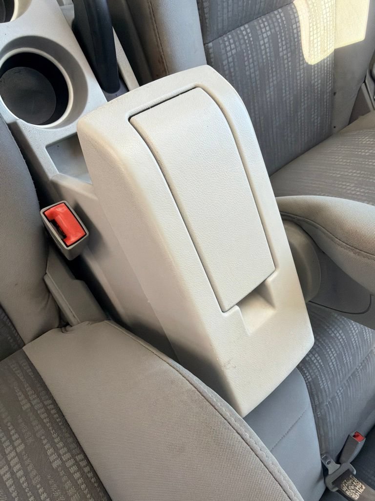 Used 2007 Dodge Caliber SXT FWD image 23
