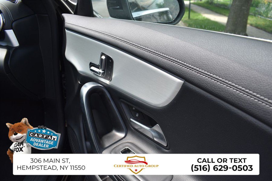 Used 2025 Mercedes-Benz CLA 250 image 21