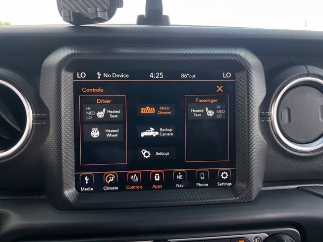 Used 2020 Jeep Gladiator Overland AWD/4WD image 26
