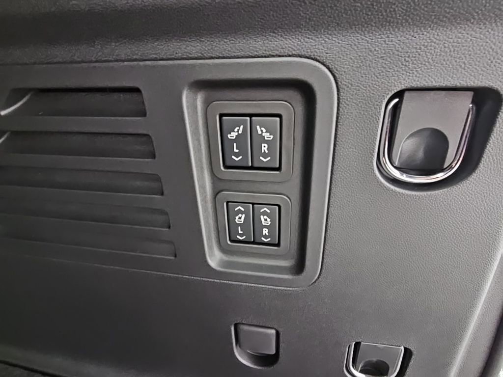 New 2026 Buick Enclave Preferred w/ Power Package image 35