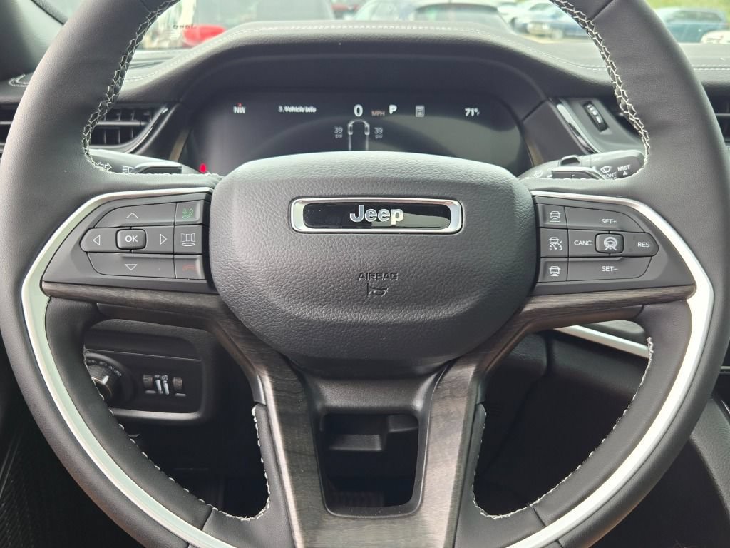 New 2027 Jeep Grand Cherokee L 4WD image 44