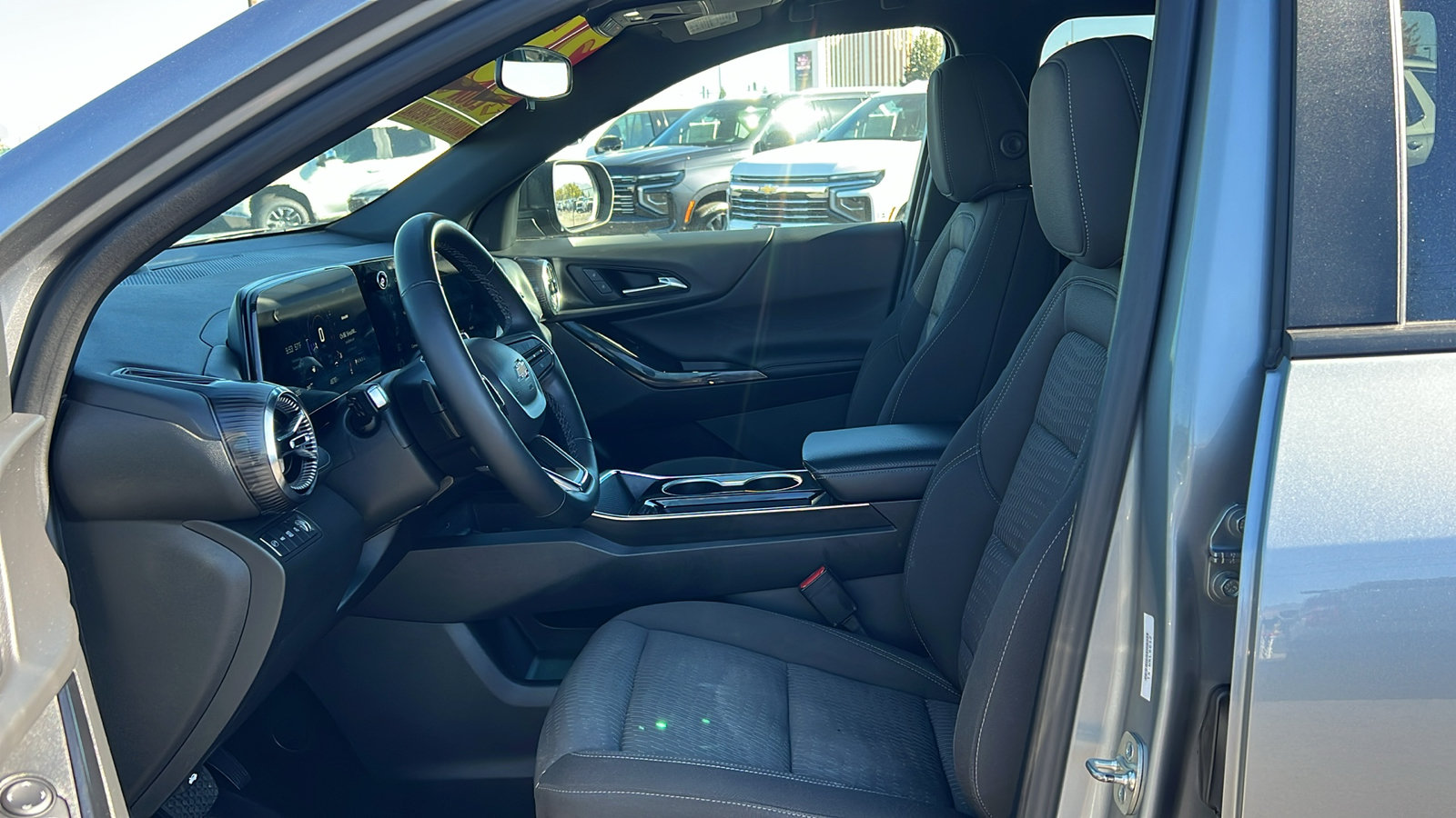 Certified 2025 Chevrolet Equinox LT AWD/4WD image 29