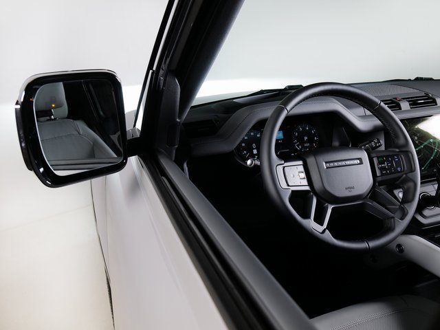 New 2026 Land Rover Defender 110 X-Dynamic SE AWD/4WD image 24