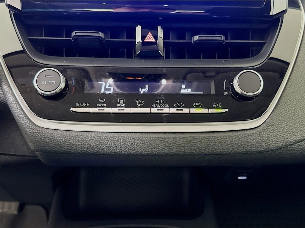 Used 2024 Toyota Corolla LE image 13