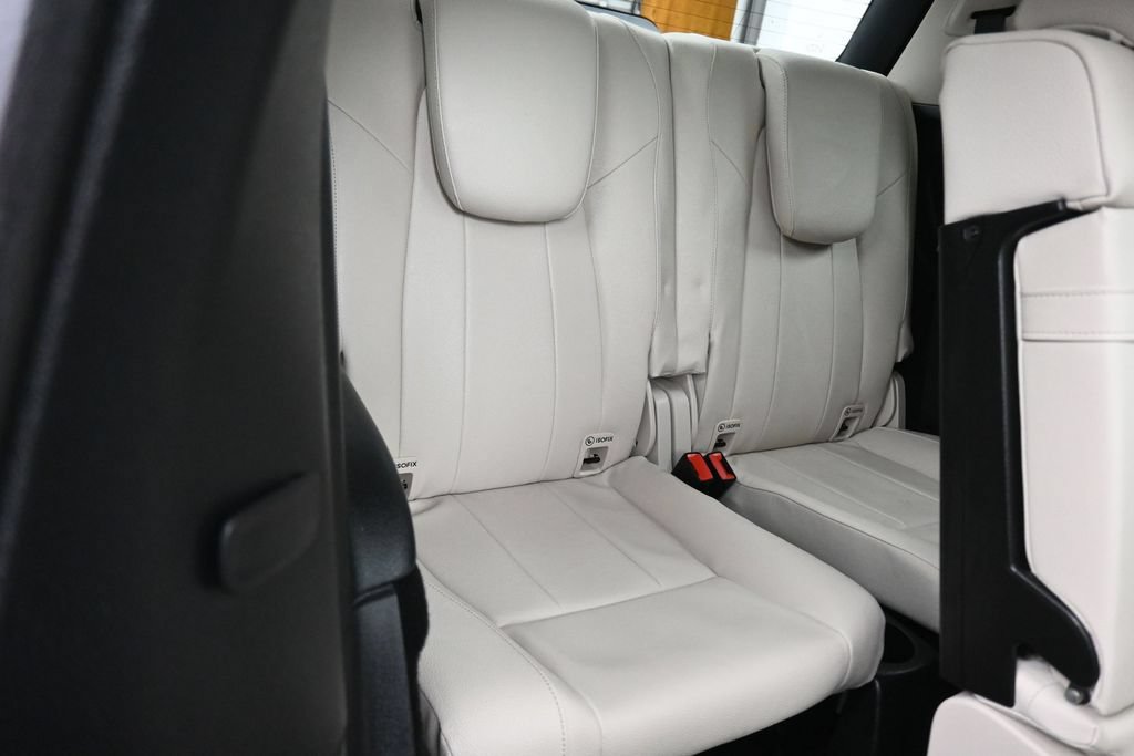 Used 2022 Mercedes-Benz GLB 250 4MATIC image 50