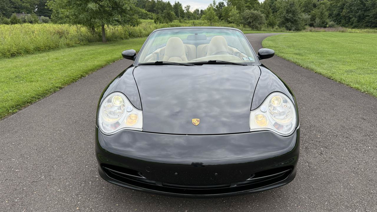Used 2003 Porsche 911 Carrera RWD image 3