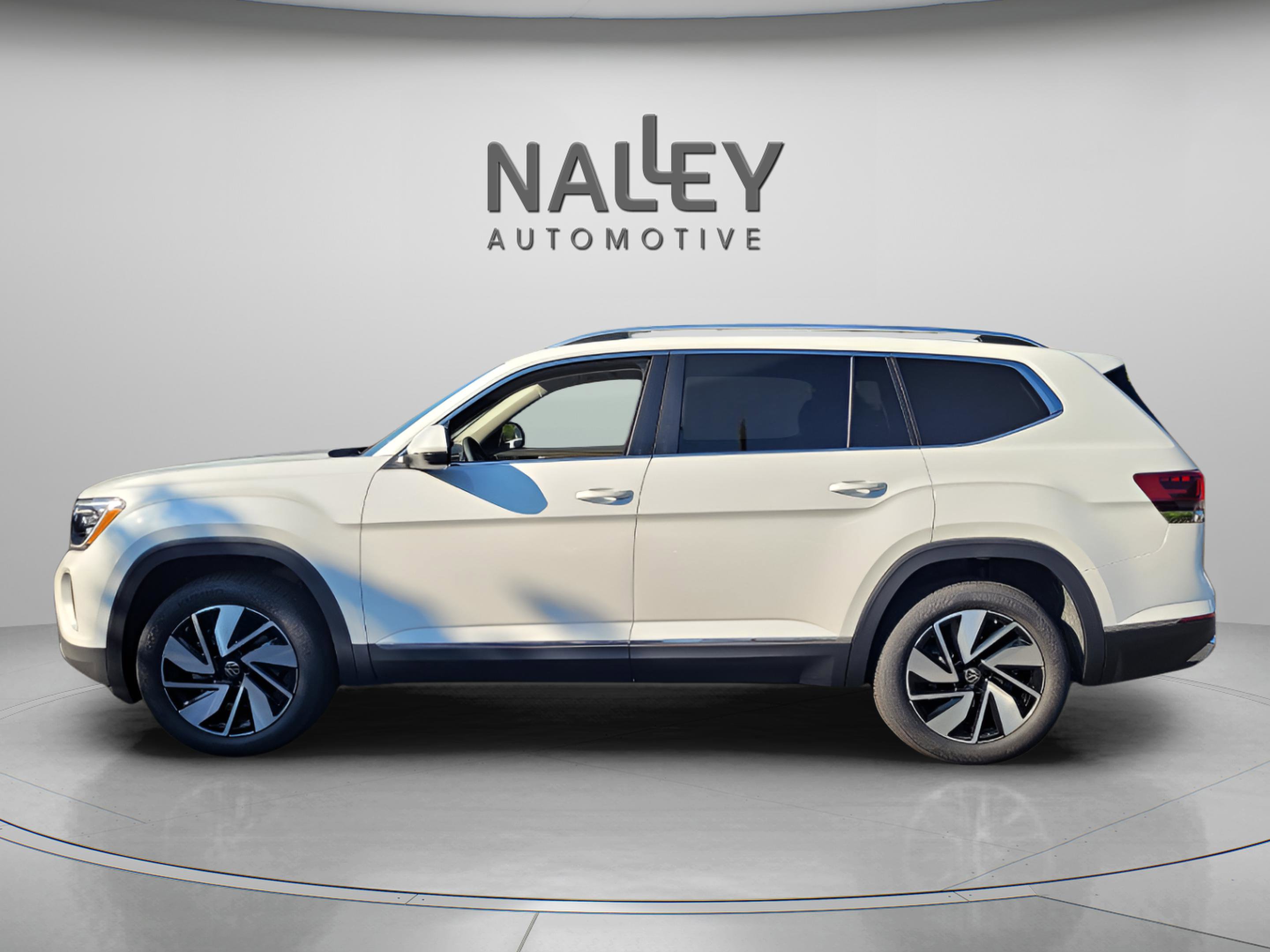 New 2026 Volkswagen Atlas SEL image 2