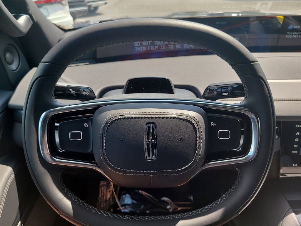 New 2025 Lincoln Navigator Reserve w/ Jet Appearance Package image 29