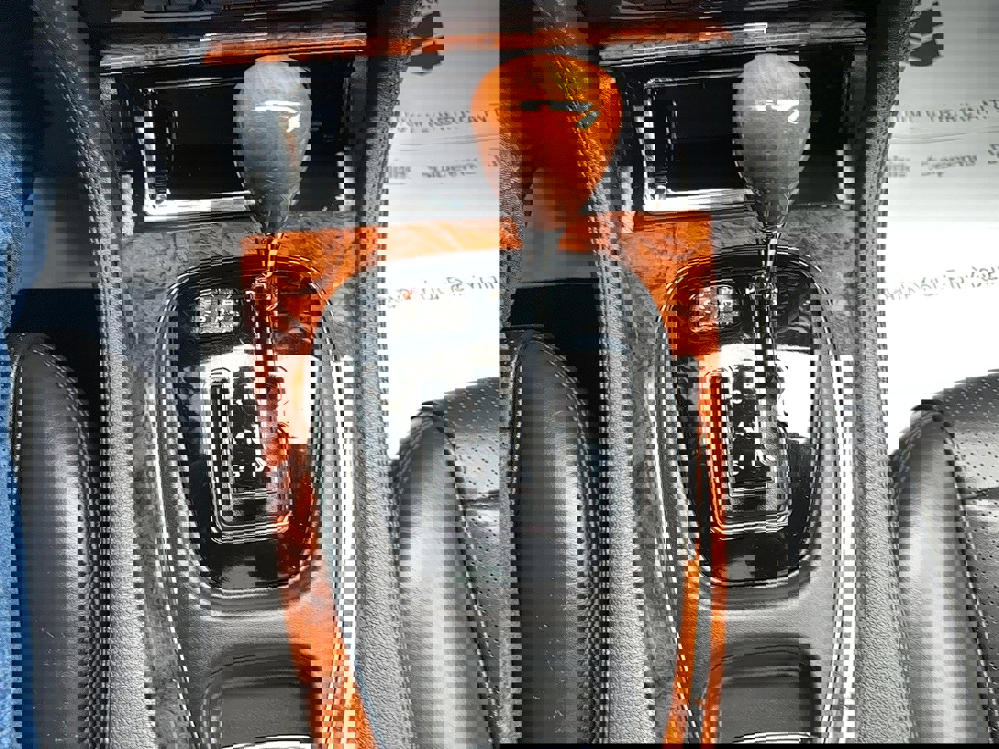 Used 2008 Jaguar XJ8 RWD image 11