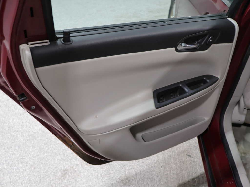 Used 2008 Chevrolet Impala LT FWD image 20
