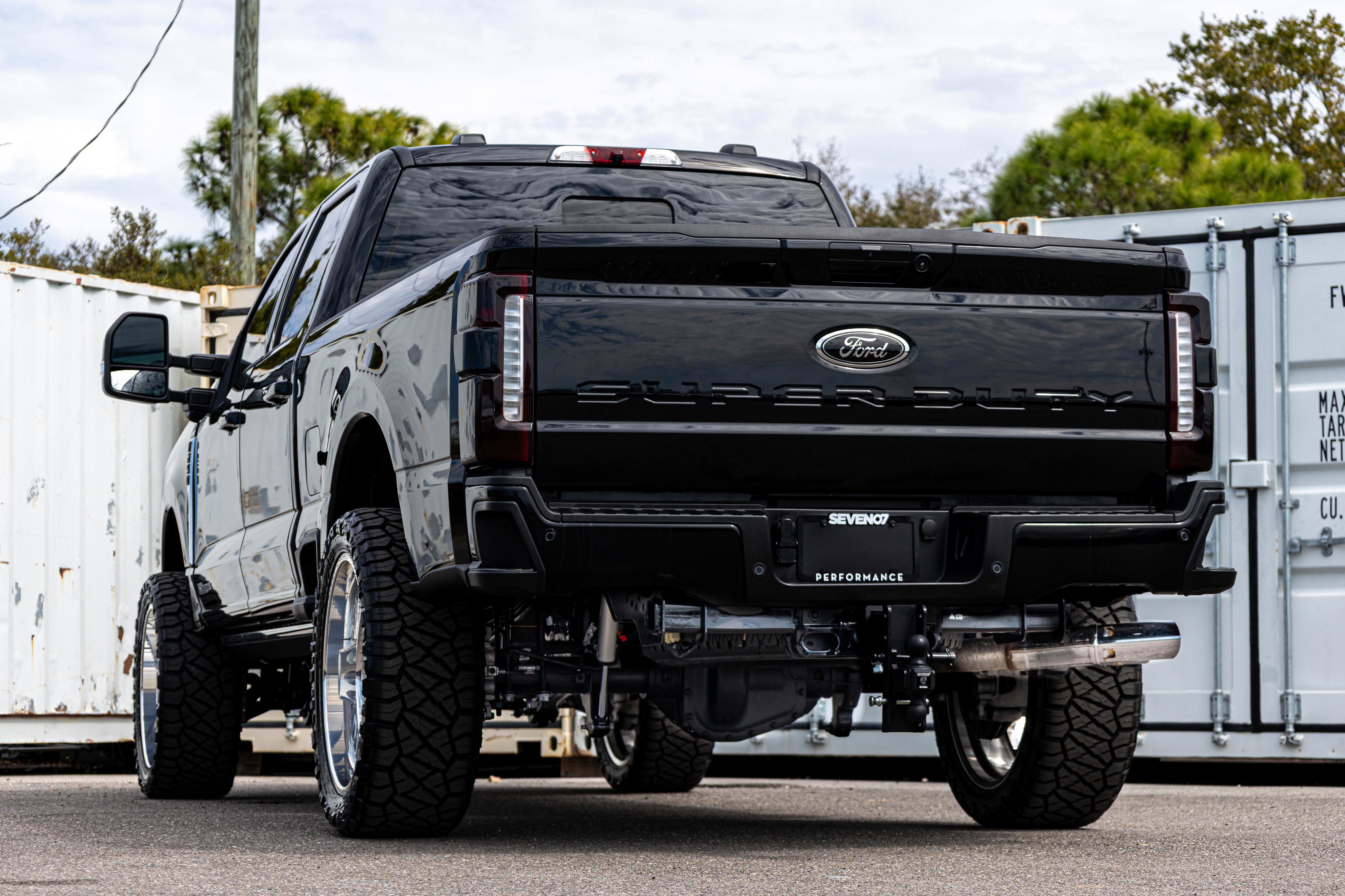New 2025 Ford F250 Lariat w/ Lariat Ultimate Package AWD/4WD image 6