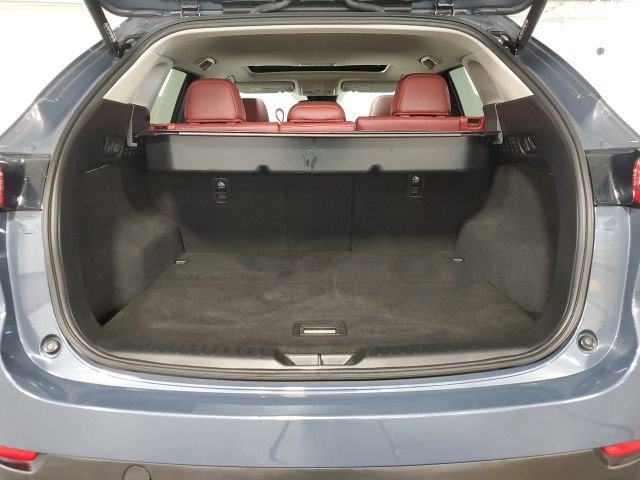 Used 2023 MAZDA CX-5 Carbon Edition image 9