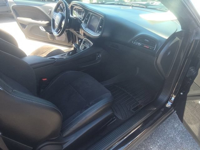 Used 2022 Dodge Challenger R/T Scat Pack w/ Plus Package RWD image 20