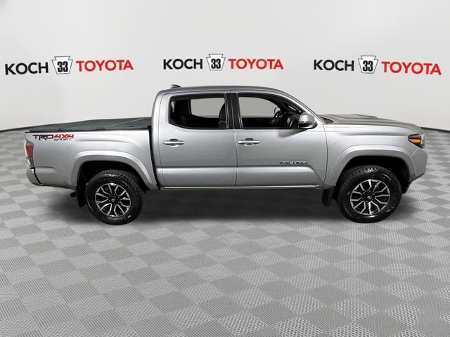 Used 2023 Toyota Tacoma TRD Sport AWD/4WD image 9