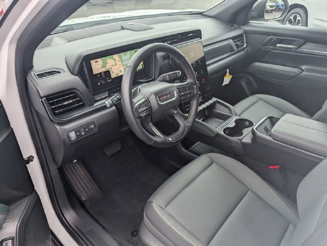 New 2026 GMC Terrain AT4 w/ Technology Package II AWD/4WD image 12
