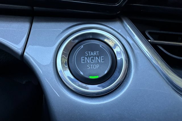 Used 2024 Chevrolet Trax LT FWD image 34