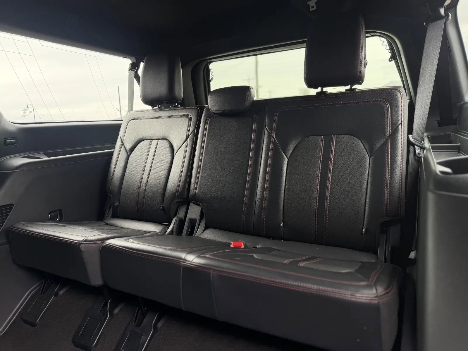 Used 2023 Ford Expedition Max Limited AWD/4WD image 16