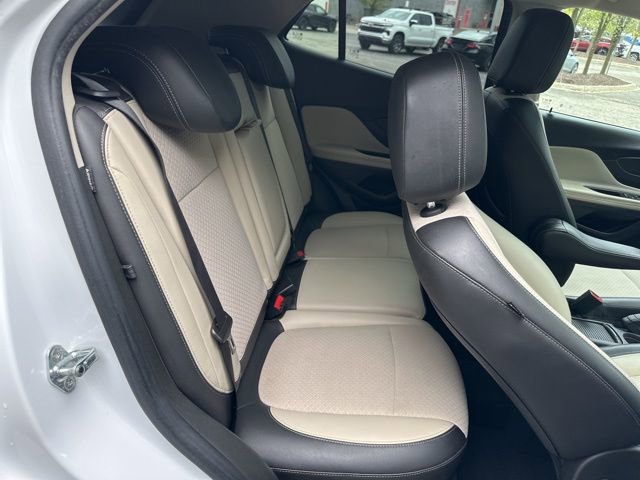 Used 2020 Buick Encore Preferred FWD image 27