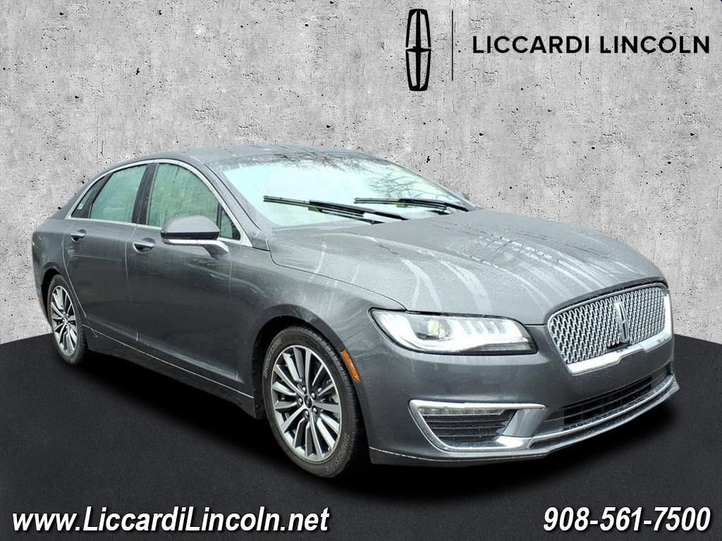 Used 2019 Lincoln MKZ Reserve image 1