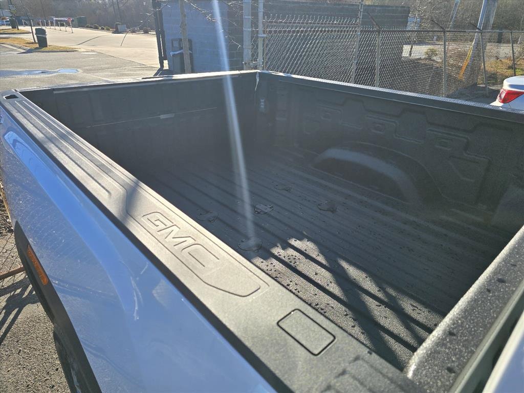 New 2026 GMC Sierra 2500 SLT image 11