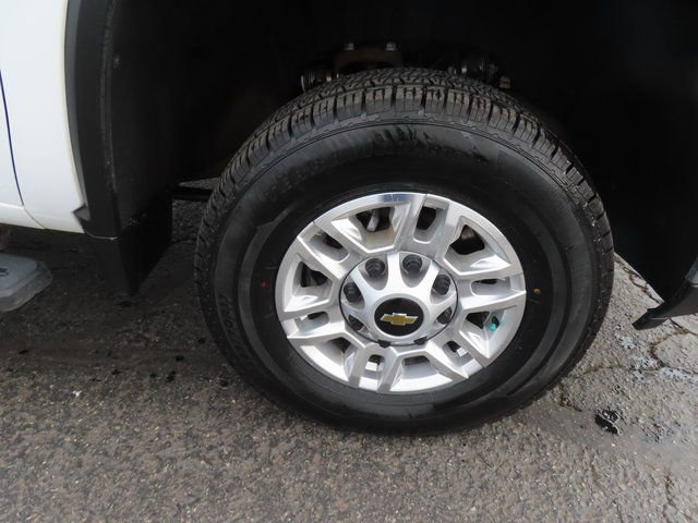 Certified 2025 Chevrolet Silverado 2500 LT w/ Convenience Package image 11