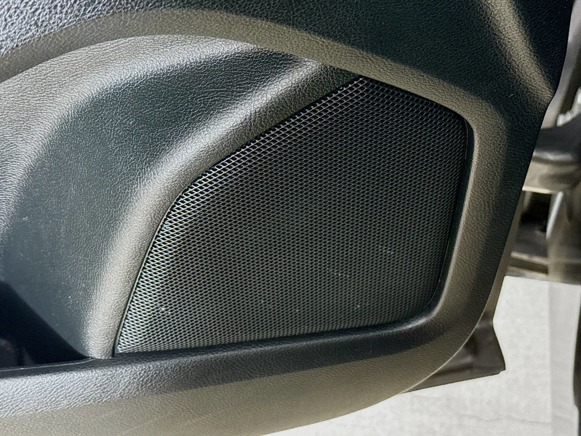 Used 2023 Ford Edge Titanium image 21