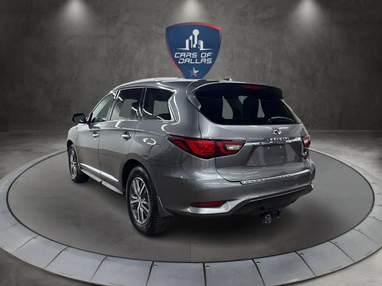 Used 2019 INFINITI QX60 Luxe w/ Essential Package image 3