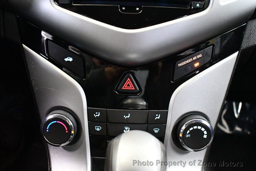 Used 2016 Chevrolet Cruze LT FWD image 36