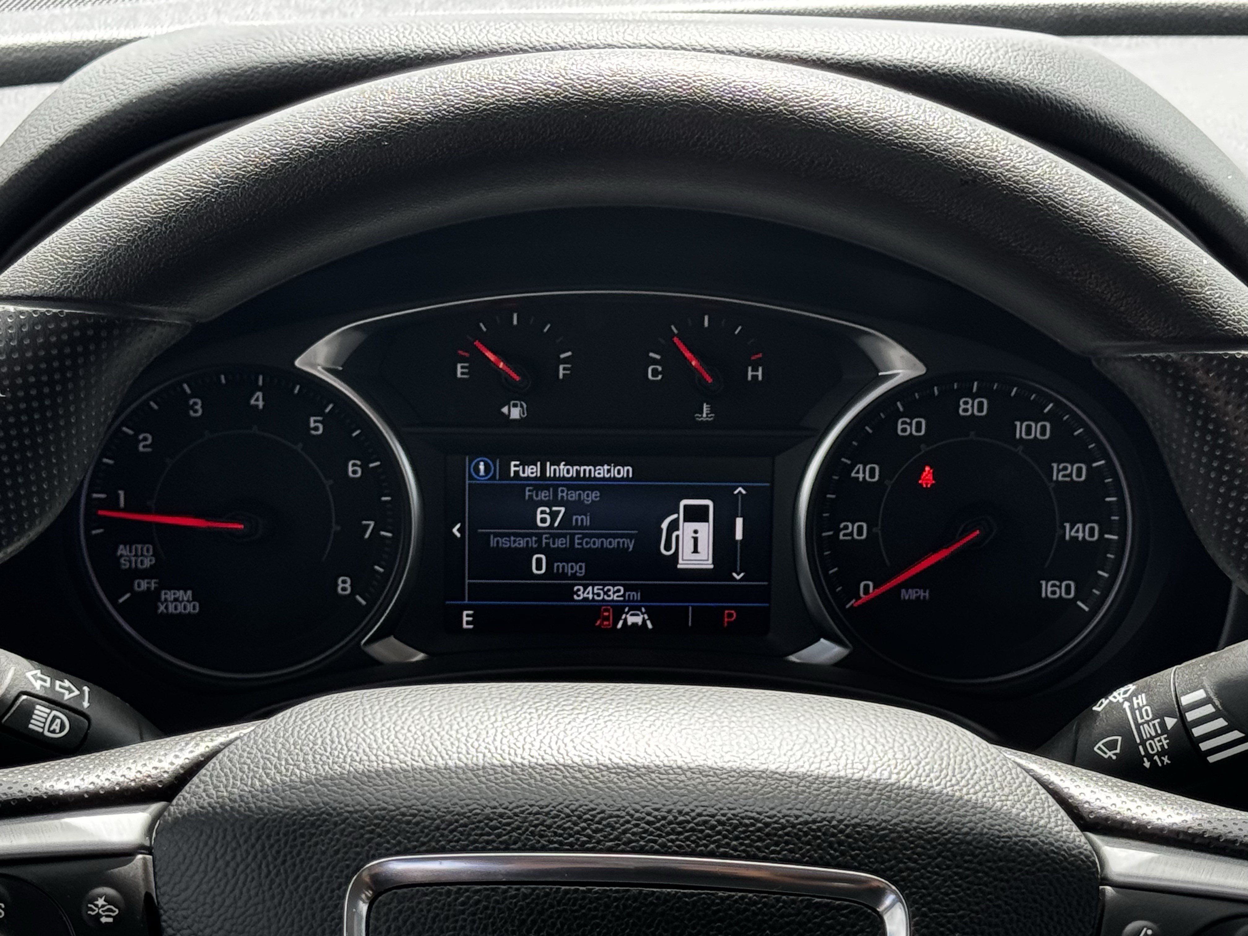 Used 2024 GMC Terrain SLE w/ Driver Convenience Package FWD image 16