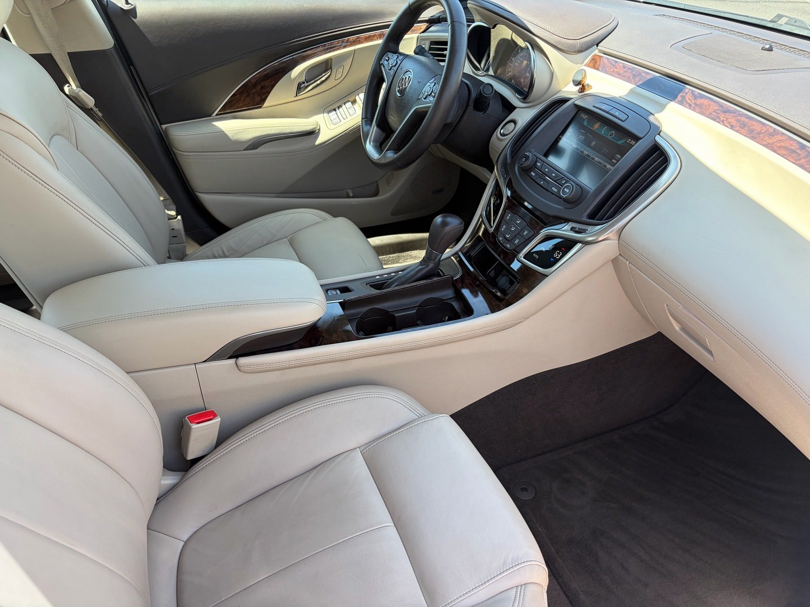 Used 2015 Buick LaCrosse Leather FWD image 33