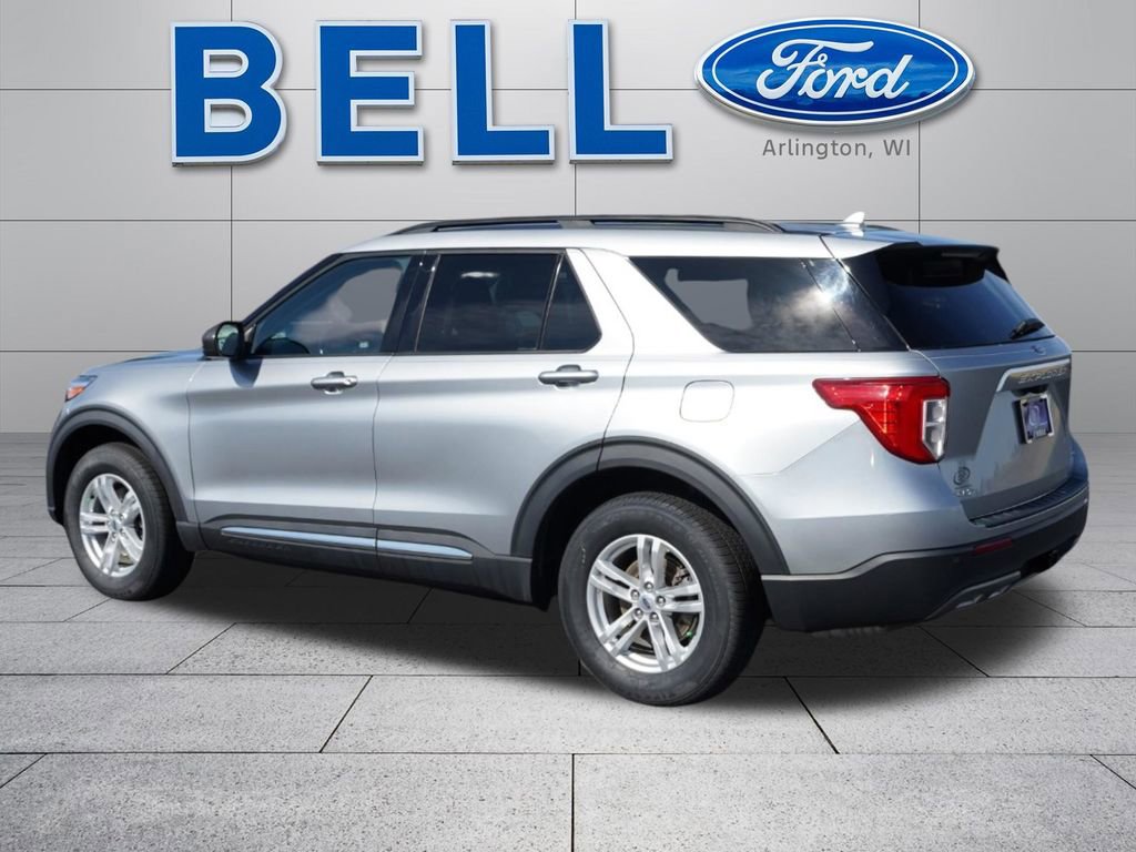 Used 2020 Ford Explorer XLT w/ Equipment Group 202A AWD/4WD image 9