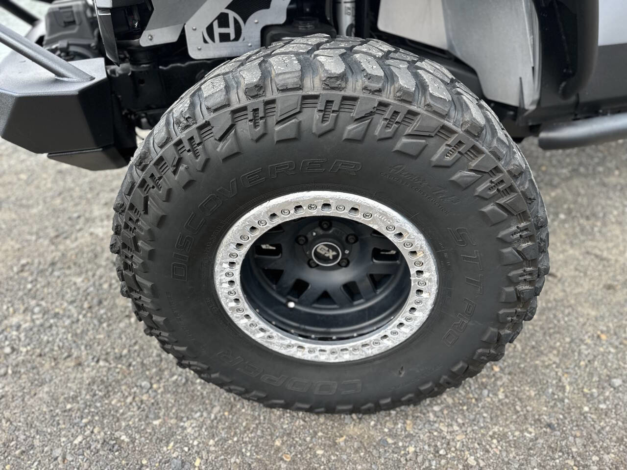 Used 2015 Jeep Wrangler Unlimited Rubicon w/ Connectivity Group image 15