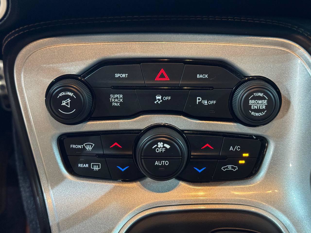 Used 2016 Dodge Challenger R/T Plus RWD image 25