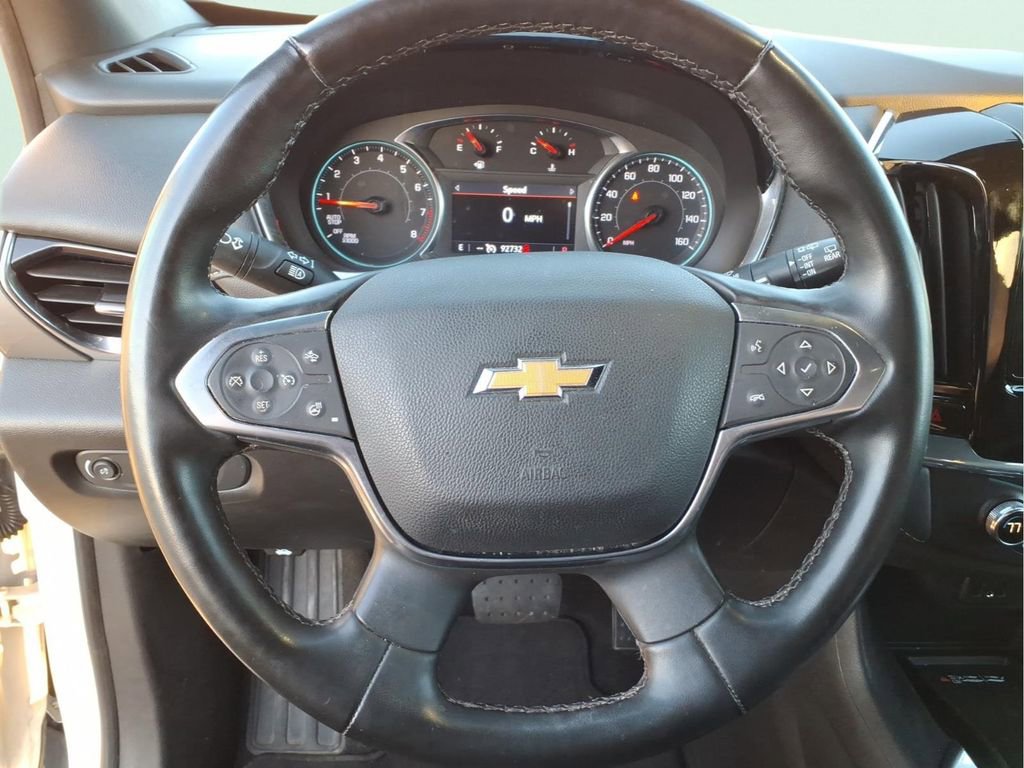 Used 2023 Chevrolet Traverse LT FWD image 25