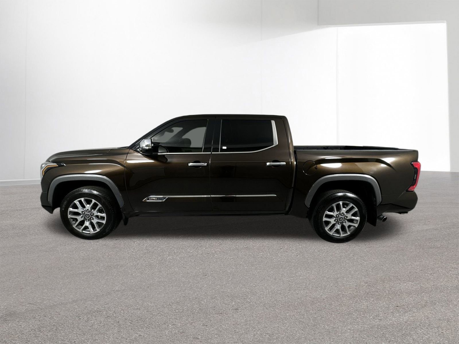 Used 2023 Toyota Tundra 1794 Edition image 29
