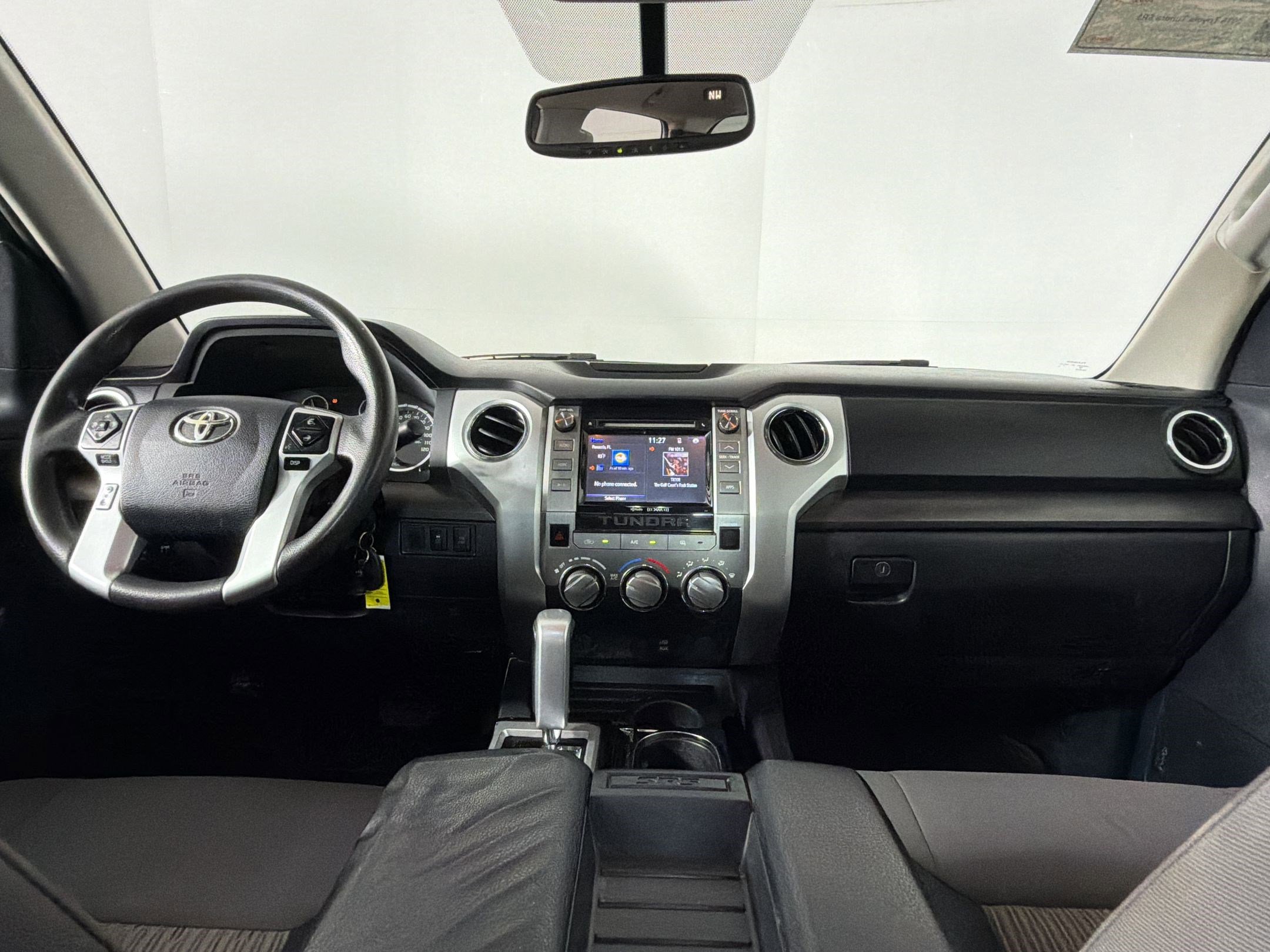 Used 2015 Toyota Tundra SR5 w/ SR5 Upgrade Package RWD image 13