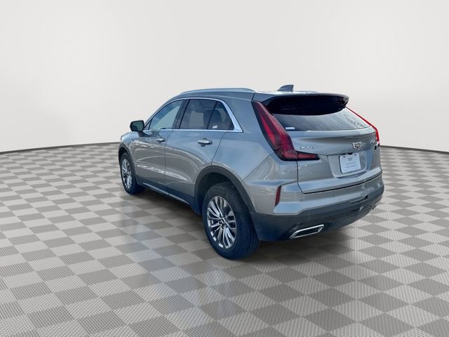 Used 2025 Cadillac XT4 Premium Luxury image 6