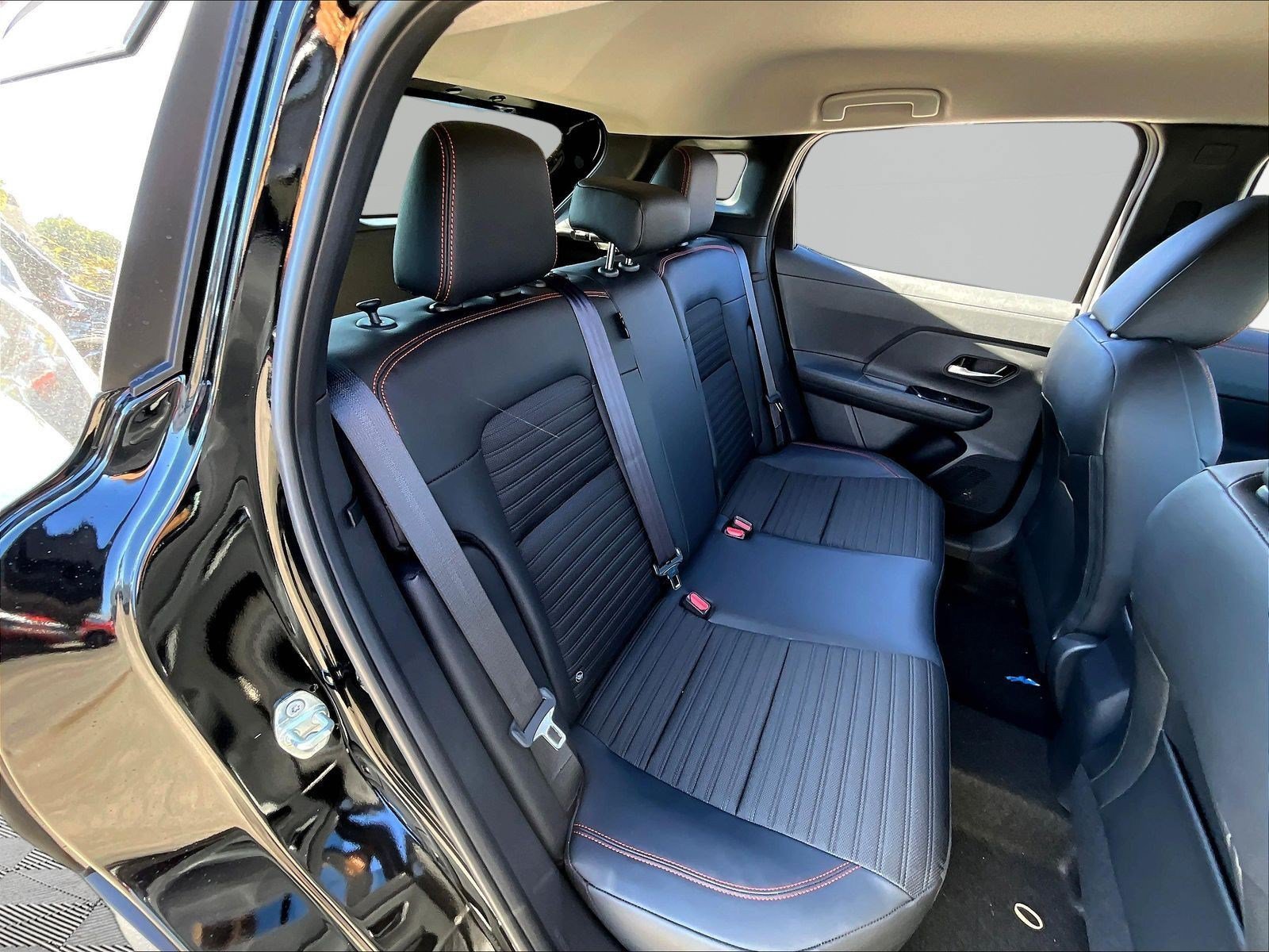 New 2027 Nissan Kicks SV w/ Rock Creek Edition AWD/4WD image 20