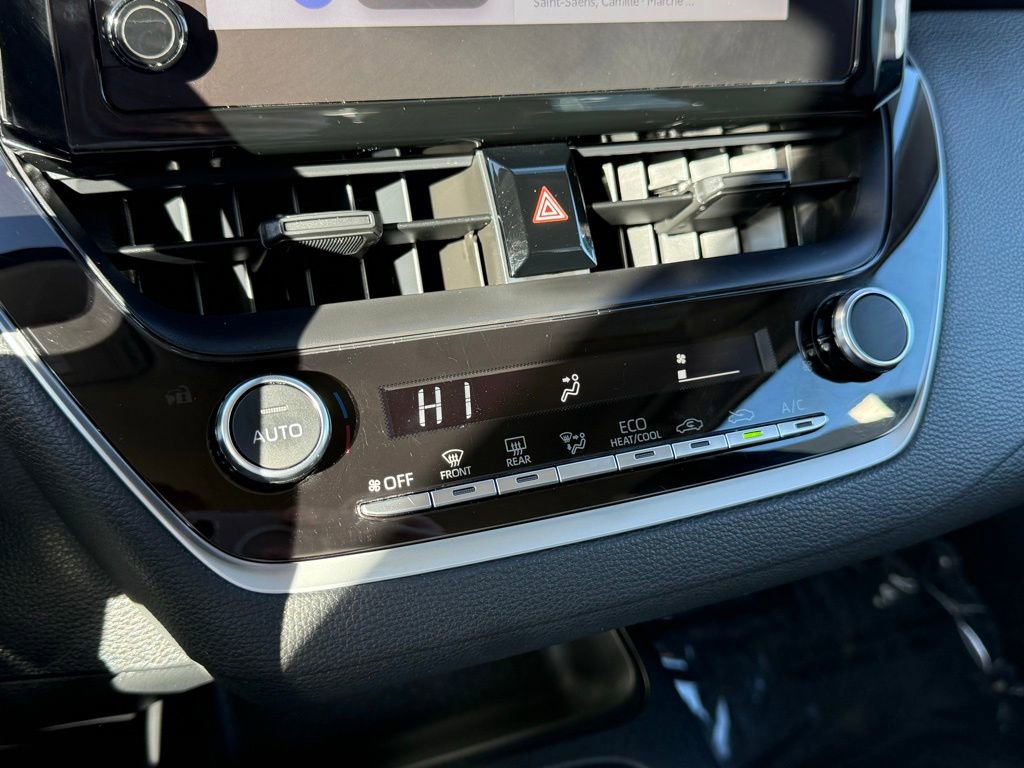 Used 2024 Toyota Corolla LE image 4