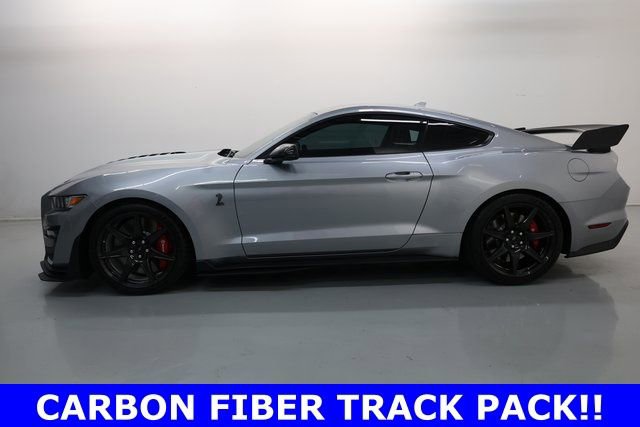 Used 2022 Ford Mustang Shelby GT500 w/ Carbon Fiber Track Pack RWD image 4