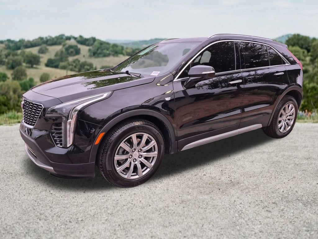 Used 2023 Cadillac XT4 Premium Luxury w/ Cold Weather Package FWD image 3