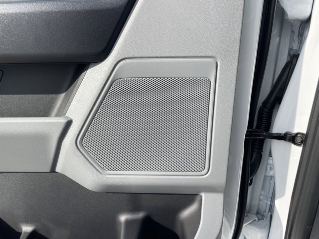 New 2026 Ford F250 XL w/ XL Chrome Package image 18