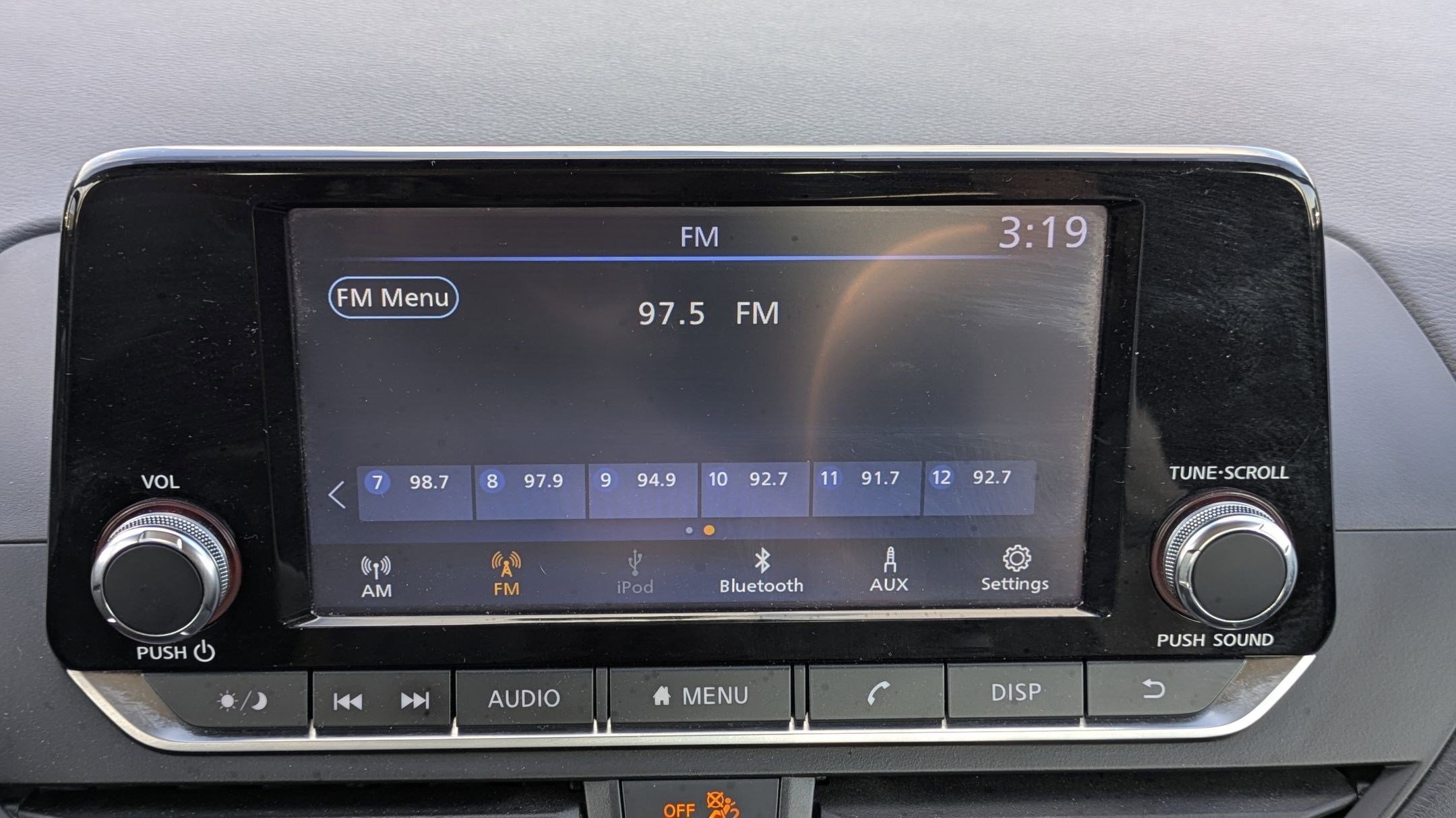 Used 2024 Nissan Altima 2.5 S image 39